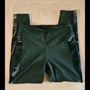 Stylish Green Velvet Side Panel Leggings - VS Pink COZY